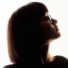 Silhouette portrait of NY, EdgeUp’s founder
